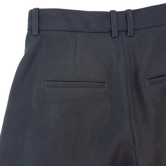VINCE High Rise Pleated Dress Shorts • 8 • black • Chic Minimalist Quiet Luxury - Picture 5 of 9